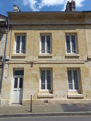 appartement F2 rdc 32.60m² 565€+85€