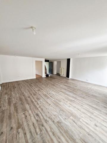 LOCATION DUPLEX REFAIT A NEUF DE 162M2 à CLOUANGE