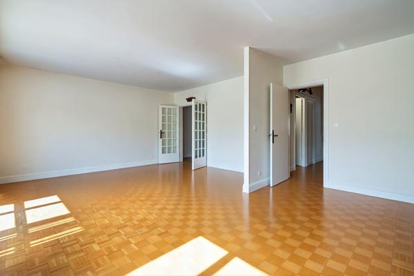 Appartement Familiale avec balcon - Porte d'Ivry / Petit Ivry