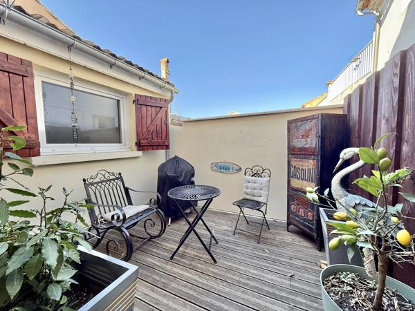 Une perle rare - Maison centre ville rénovée avec jardin et piscine