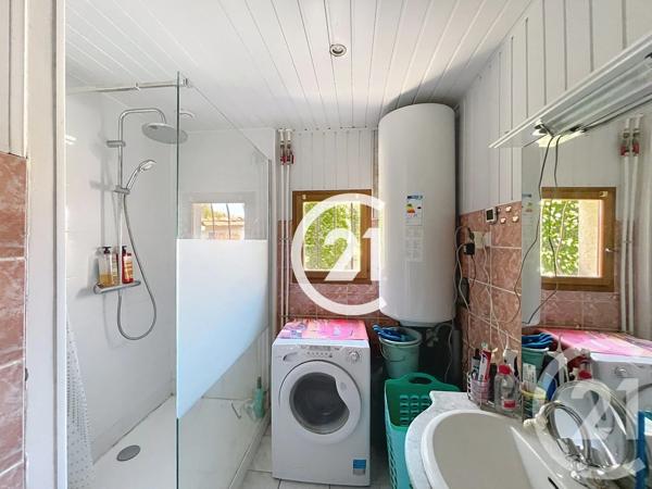 Maison à vendre  6 pièces - 111 m 2   COGNAC  - 16