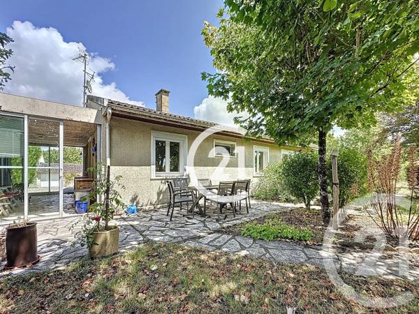 Maison à vendre  6 pièces - 111 m 2   COGNAC  - 16