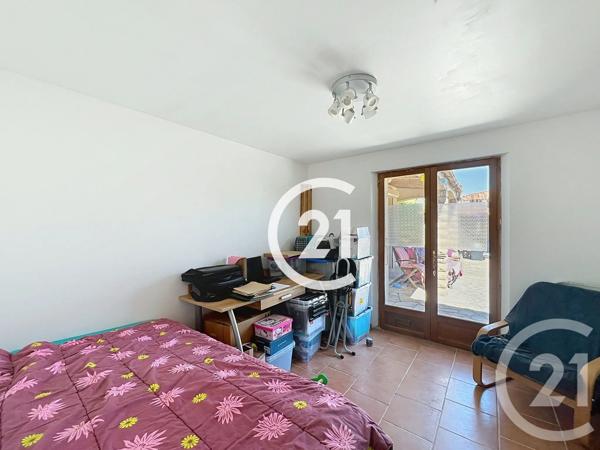 Maison à vendre  6 pièces - 111 m 2   COGNAC  - 16
