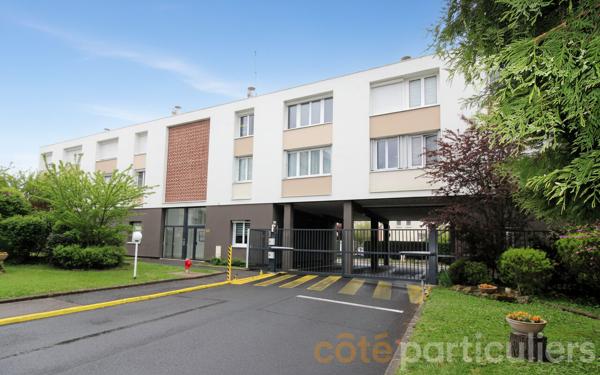 Vente
                Appartement88,42 m² - 3 Pièces -
                    SAINT JEAN LE BLANC (45650)