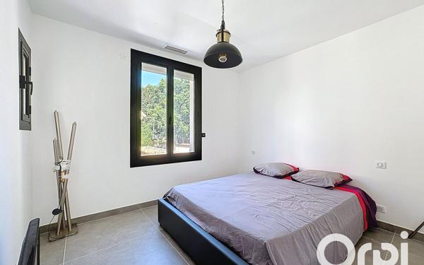 Maison à vendre    6 pièces •  Le Cannet