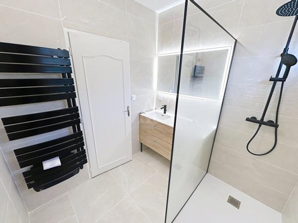 Charmante maison de plain-pied entièremment rénovée
