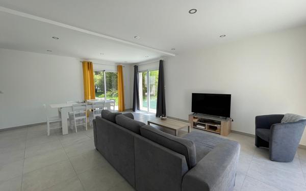 Maison à louer    4 pièces •  Lorette