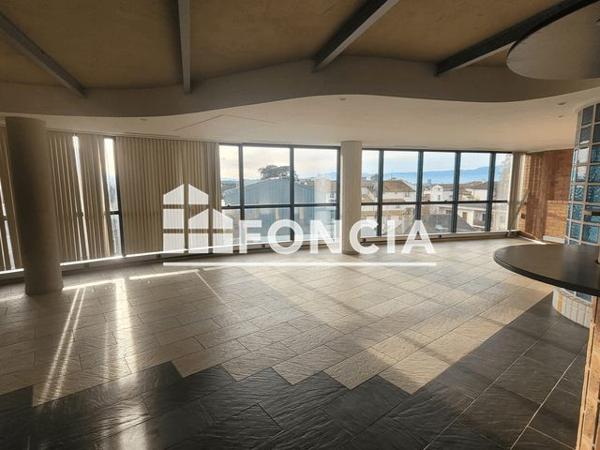 Location Appartement 2 pièces 79.87 m² - 6 RUE DU PARC Annemasse 74100