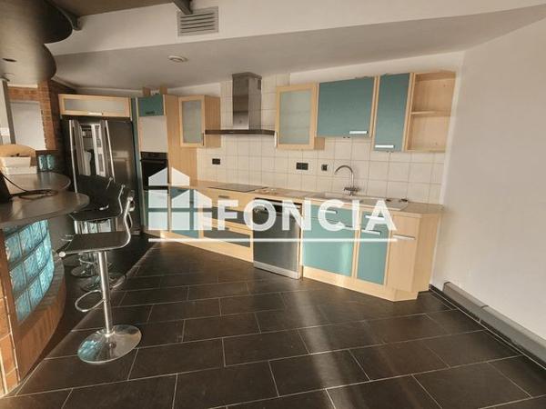 Location Appartement 2 pièces 79.87 m² - 6 RUE DU PARC Annemasse 74100