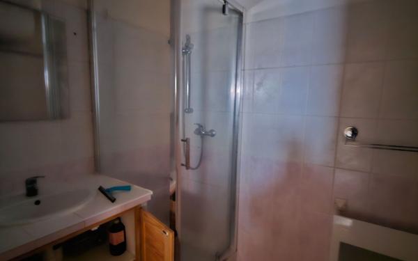 Appartement à louer    3 pièces • 67 m2 Ollioules