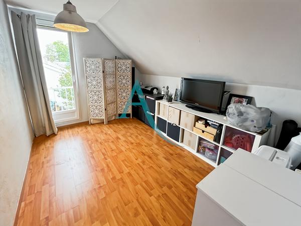 Maison LEVITT modèle AMBOISE 2 garage double 6 chambres