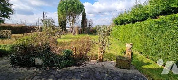 SOUS PROMESSE DE VENTE // CE BIEN N'EST PLUS VISITABLE.

