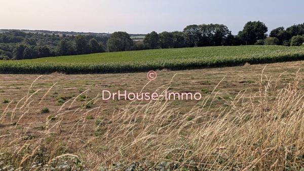 Terrain à vendre de 869 m²