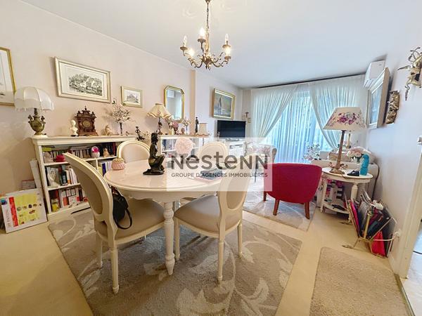 Appartement 2 pièces - Centre-ville - balcon - parking sécurisé.