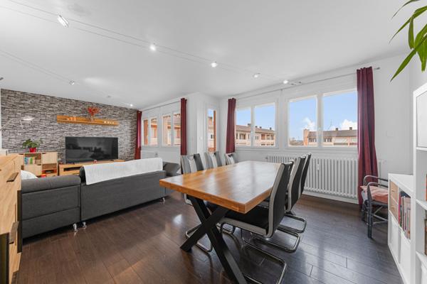 Exclusivité à Chatenoy Le Royal: bel appartement de 83.75 m2, 3 chambres, balcon et cave proche des commodités