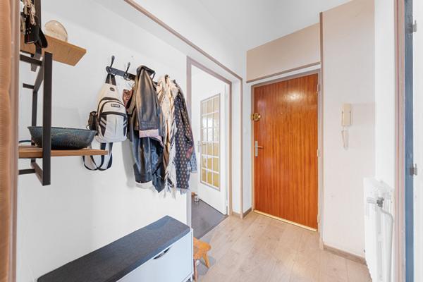 Exclusivité à Chatenoy Le Royal: bel appartement de 83.75 m2, 3 chambres, balcon et cave proche des commodités