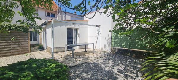 Maison de ville à vendre à Royan en Charente-Maritime (17200), ref : Ref 02077   
Pontaillac