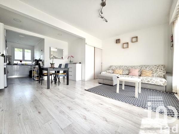 Appartement à vendre 4 pièces 65 m² Pontault-Combault