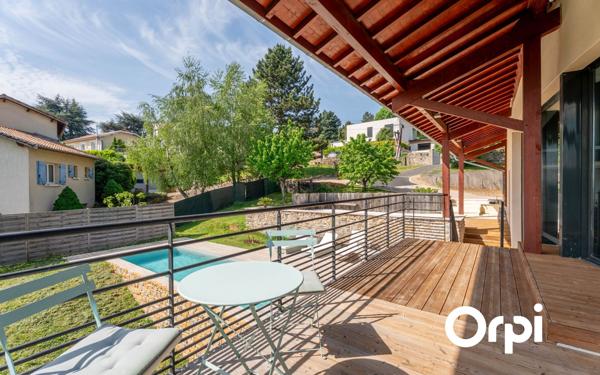 Maison à vendre    6 pièces • 198 m2 Saint-Didier-au-Mont-d'Or