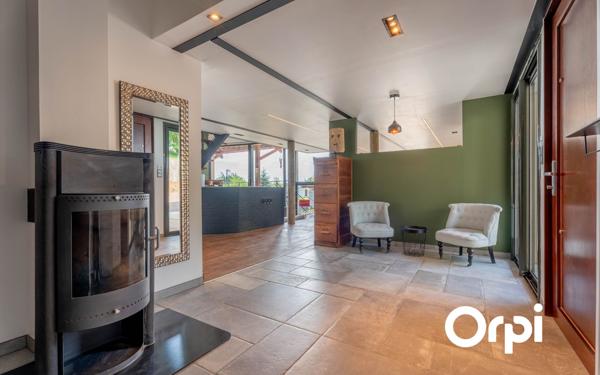 Maison à vendre    6 pièces • 198 m2 Saint-Didier-au-Mont-d'Or