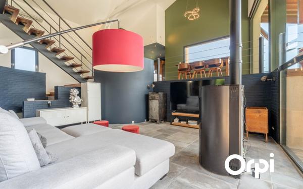 Maison à vendre    6 pièces • 198 m2 Saint-Didier-au-Mont-d'Or
