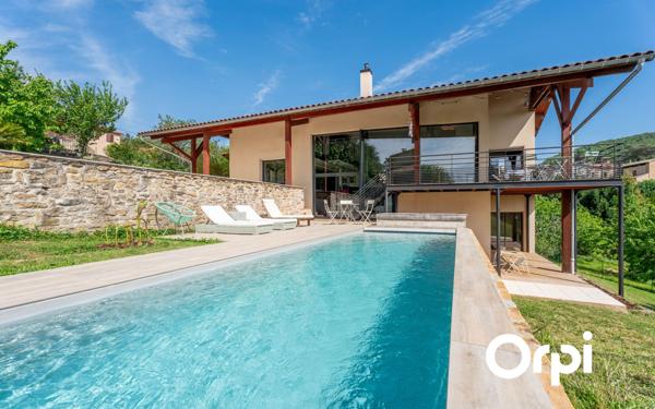 Maison à vendre    6 pièces • 198 m2 Saint-Didier-au-Mont-d'Or