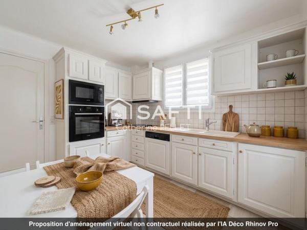 Maison familiale sans travaux avec garage 3 véhicules et jardin arboré