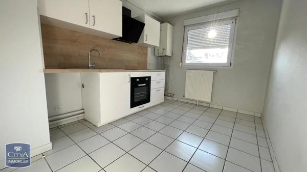 Appartement à louer 3 pièces 68.3m² Dijon (21000)