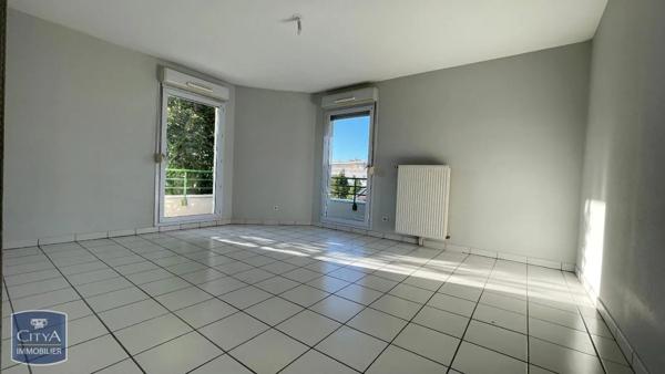 Appartement à louer 3 pièces 68.3m² Dijon (21000)