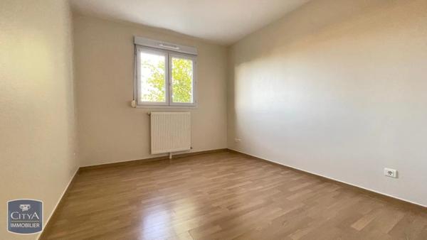 Appartement à louer 3 pièces 68.3m² Dijon (21000)