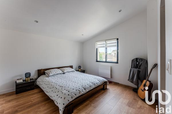 House for sale 4 rooms 140 m² Talence