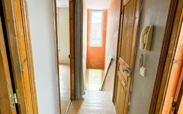 Immeuble à vendre    6 pièces • 150 m2 Ribemont