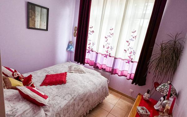 Immeuble à vendre    6 pièces • 150 m2 Ribemont