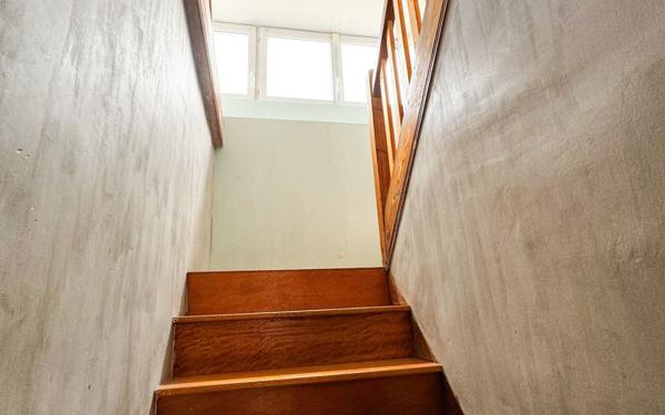 Immeuble à vendre    6 pièces • 150 m2 Ribemont