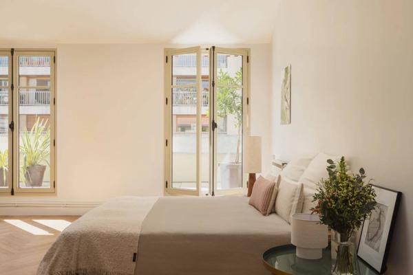 Élégance Art Déco – Appartement-Maison signé Charles Abella (1925) avec Terrasses, Sous-sol et Garage