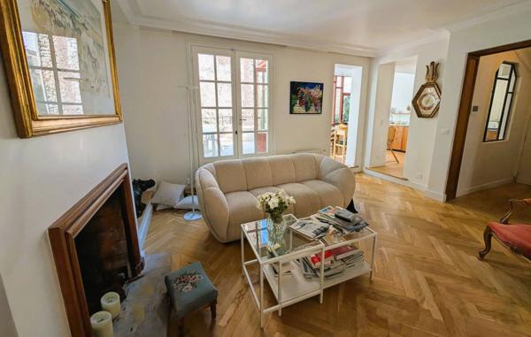 Élégance Art Déco – Appartement-Maison signé Charles Abella (1925) avec Terrasses, Sous-sol et Garage