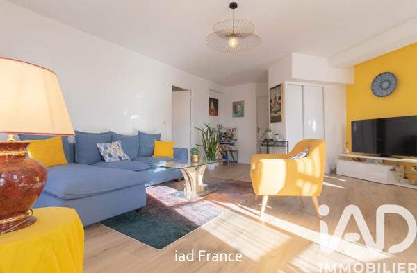 Appartement à vendre 2 pièces 60 m² Neauphle-le-Château