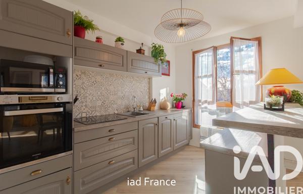 Appartement à vendre 2 pièces 60 m² Neauphle-le-Château