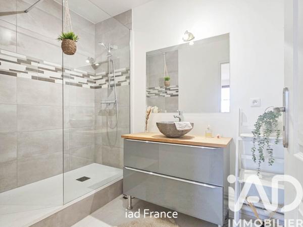 Appartement à vendre 2 pièces 60 m² Neauphle-le-Château