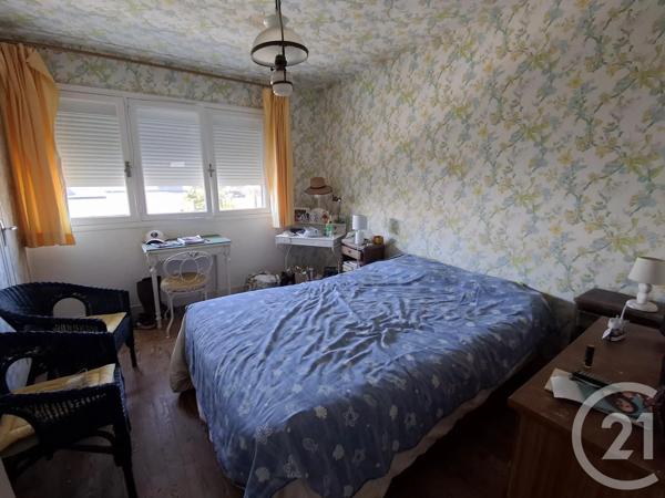 Maison à vendre  7 pièces - 161,50 m 2   JULLOUVILLE  - 50
