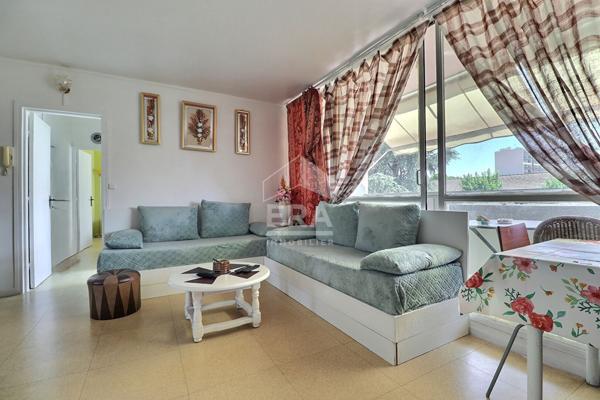 Appartement T2 +terrasse et parking