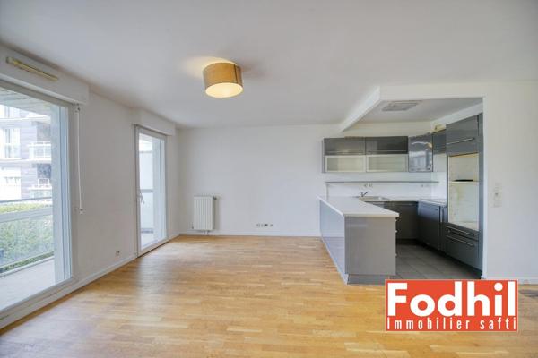 Appartement 3 pièces 68 m² – Entièrement rénové par le propriétaire avant la vente.