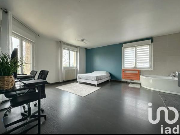 Maison 7 pièces de 160 m² à Cugnaux (31270)