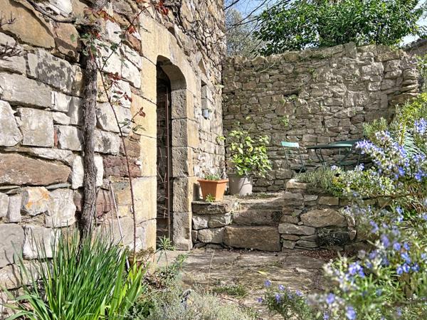 Sud Ardèche/Les Vans – Maison en pierre avec jardin – 138 m² – Charme et Authenticité