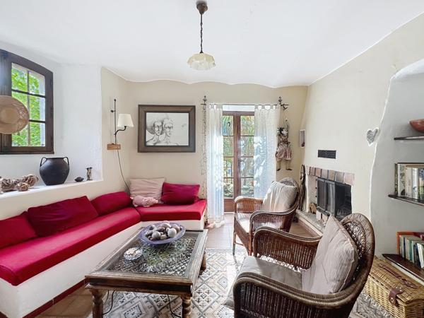 Sud Ardèche/Les Vans – Maison en pierre avec jardin – 138 m² – Charme et Authenticité