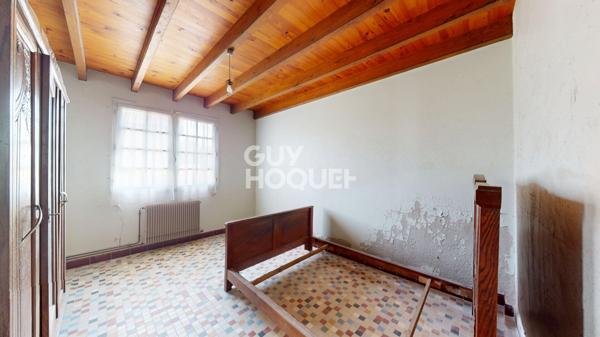 A VENDRE : Maison de plain-pied à rénover 98 m² avec dépendances