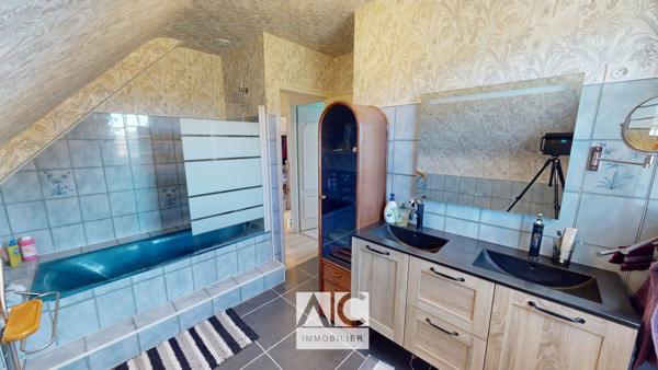 Plouézec (22470) Propriété 7 pièces, 152m2, PLOUÉZEC (22470)