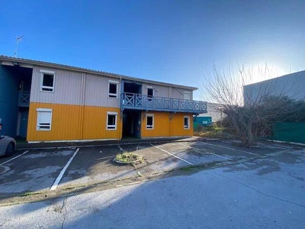 Vente Hôtel 48 pièces 900 m2 à Mauguio