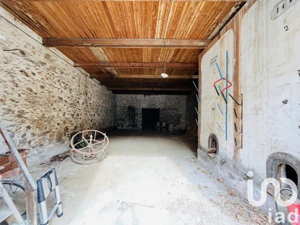 Grange 2 pièces de 252 m² à Roquefort-des-Corbières (11540)