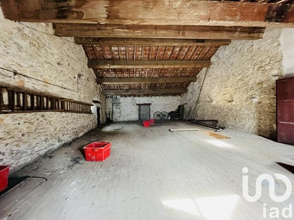 Grange 2 pièces de 252 m² à Roquefort-des-Corbières (11540)